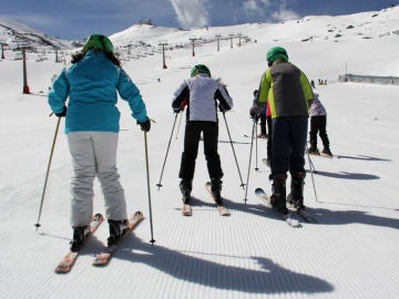 Imagen de archivo de una pista de esquí.