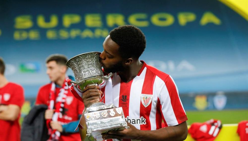 La emocionante carta a Iñaki Williams tras ganar la Supercopa de España: "Soy esa chica que perdió a su madre..."
