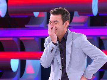 “¡Por ahí sí que no paso!”: El despiste más inesperado de Arturo Valls en ‘¡Ahora caigo!’