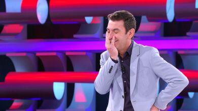 “¡Por ahí sí que no paso!”: El despiste más inesperado de Arturo Valls en ‘¡Ahora caigo!’