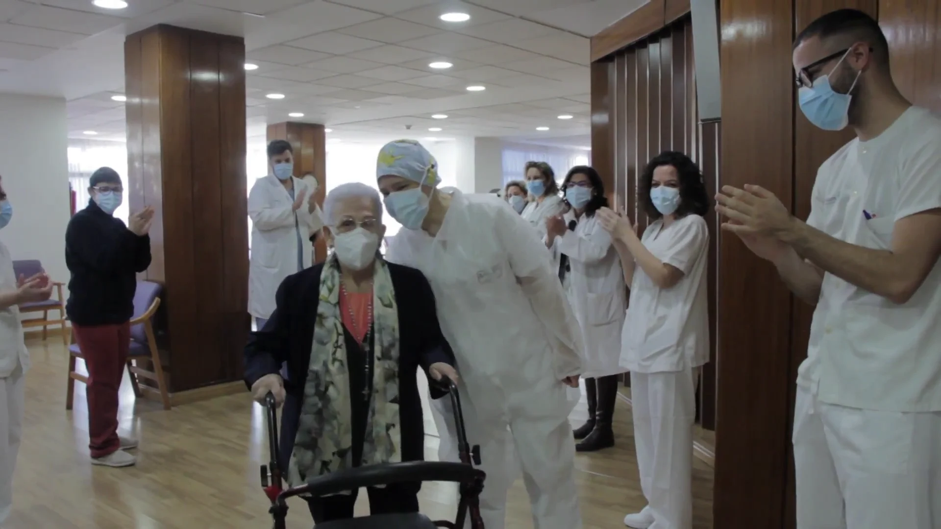 Araceli, primera persona vacunada contra el coronavirus en España Araceli, primera persona vacunada contra el coronavirus en España