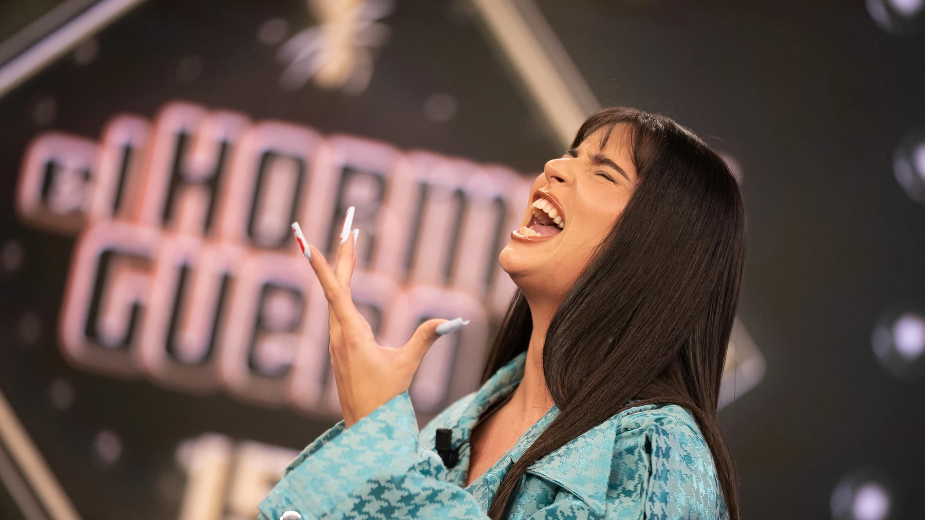Nathy Peluso enamora en 'El Hormiguero 3.0' cantando a capella 'Puro veneno'