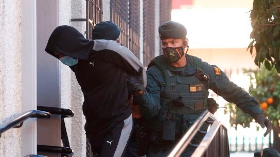 Uno de los c&oacute;mplices del Melillero a su llegada hoy a los juzgados de Fuengirola (M&aacute;laga)