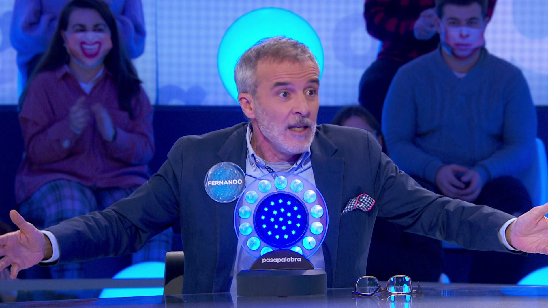 Fernando Guillén Cuervo, tras venirse arriba con ‘Resistiré’: “¡Qué patético!”