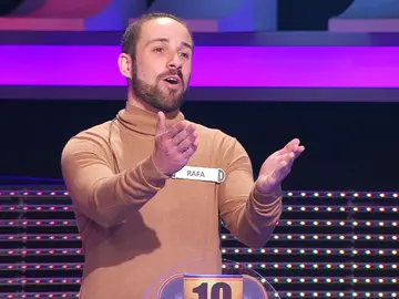 Un fan de David Bisbal versiona su ‘Ave María’ en honor a Palmira en ‘¡Ahora caigo!’ Un fan de David Bisbal versiona su ‘Ave María’ en honor a Palmira en ‘¡Ahora caigo!’