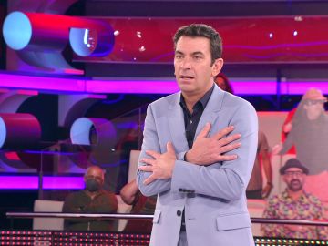 Arturo Valls, emocionado por la profesión de una concursante de ‘¡Ahora caigo!’: “Era mi otra pasión”