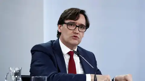 El ministro de Sanidad, Salvador Illa, durante una rueda de prensa. El ministro de Sanidad, Salvador Illa, durante una rueda de prensa.