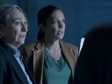Una red de mentiras familiares se desentraña en el hospital: “¿Cristina iba con Daniel en el coche?” Una red de mentiras familiares se desentraña en el hospital: “¿Cristina iba con Daniel en el coche?”