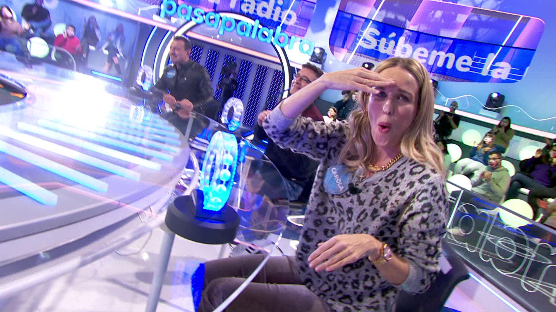 Carola Baleztena y Arantxa de Benito lo prueban todo para ganar en ‘La Pista’: “¡Qué horror!”