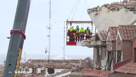 Así será la demolición del edificio de la calle Toledo en Madrid Así será la demolición del edificio de la calle Toledo en Madrid