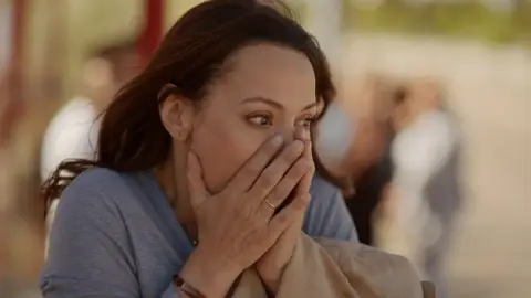 Cristina presencia un accidente mortal aterrador: “Las sombras se acercan” Cristina presencia un accidente mortal aterrador: “Las sombras se acercan”