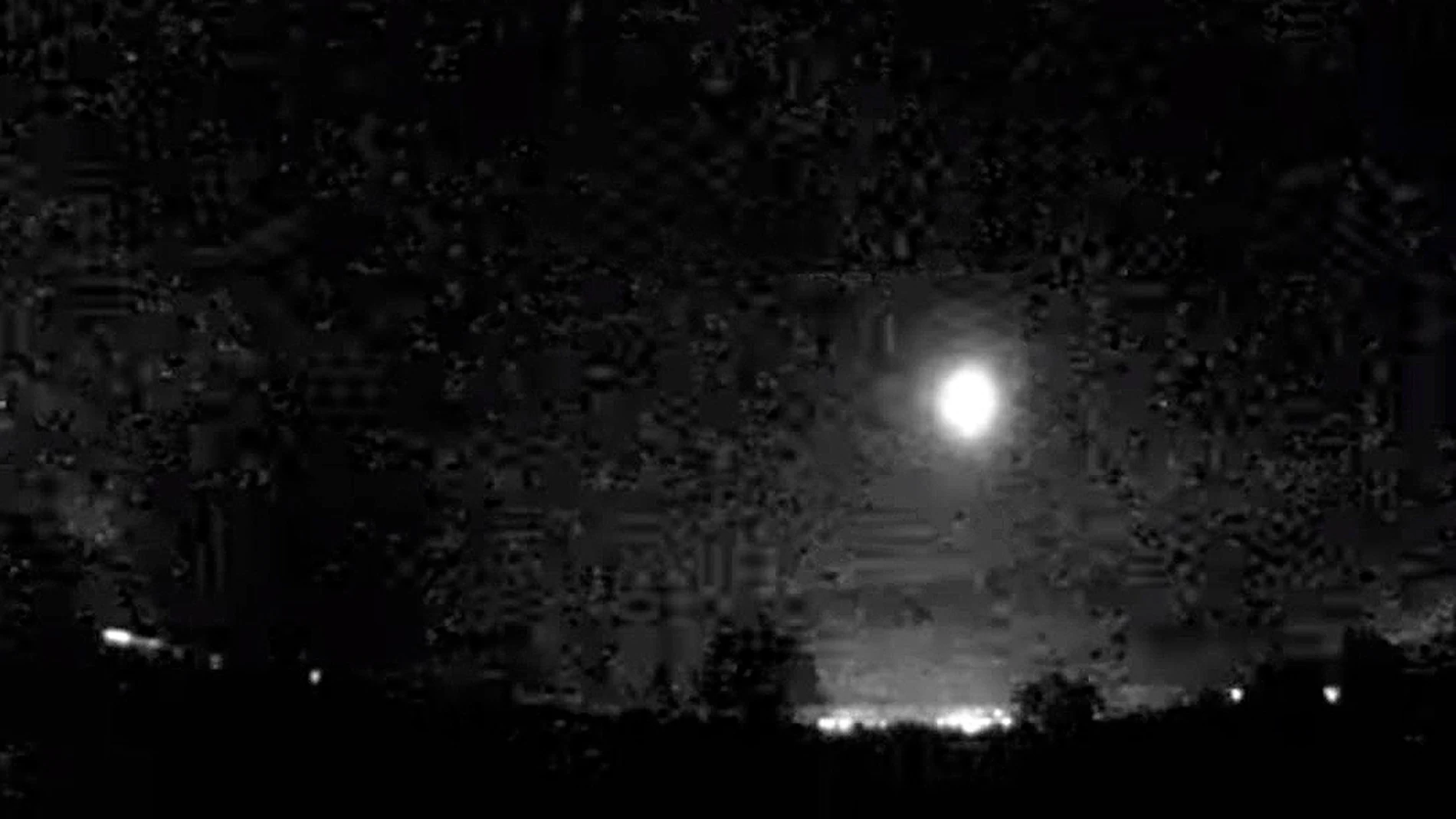 Una roca procedente de un asteroide genera una gran bola de fuego sobre Madrid Una roca procedente de un asteroide genera una gran bola de fuego sobre Madrid