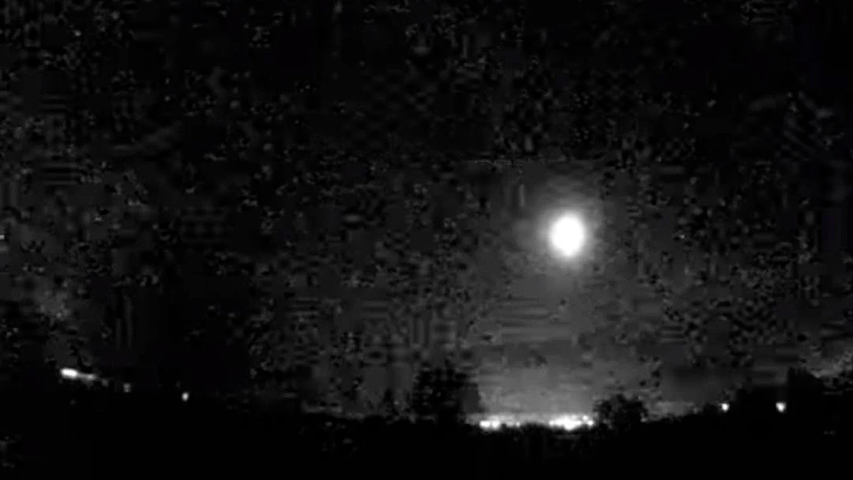 Una roca procedente de un asteroide genera una gran bola de fuego sobre Madrid Una roca procedente de un asteroide genera una gran bola de fuego sobre Madrid