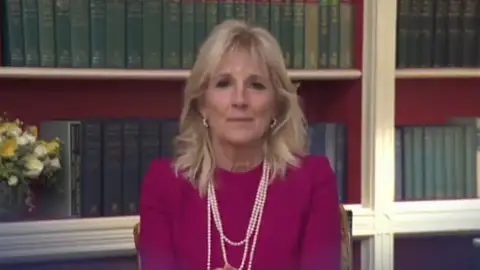 Jill Biden, la primera dama de Estados Unidos que compagina su profesión con las labores de Washington Jill Biden, la primera dama de Estados Unidos que compagina su profesión con las labores de Washington
