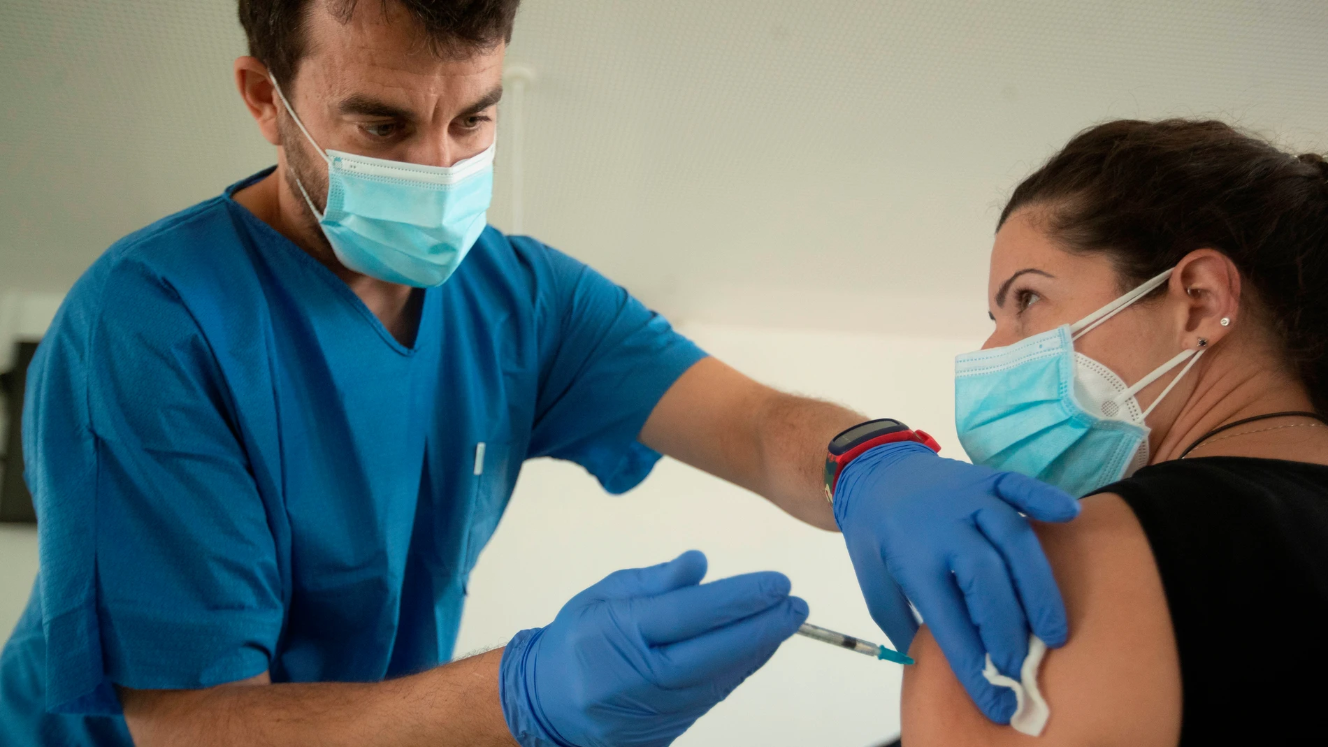 Estar vacunado contra la Covid-19, un plus o un requisito a la hora de encontrar trabajo Estar vacunado contra la Covid-19, un plus o un requisito a la hora de encontrar trabajo