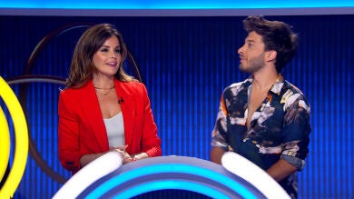 Marta Torné desvela cómo terminó echándole las cartas a Rosalía