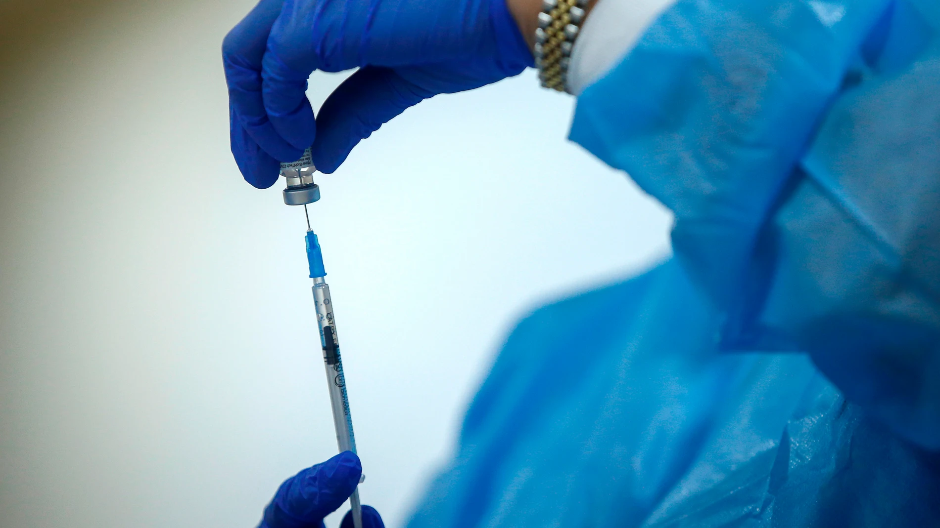 Cuáles son las jeringuillas adecuadas para administrar la vacuna contra el coronavirus