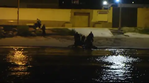 'Cruzar La Línea: El narco made in Spain', un programa especial de narcotráfico en Antena 3 Noticias 'Cruzar La Línea: El narco made in Spain', un programa especial de narcotráfico en Antena 3 Noticias