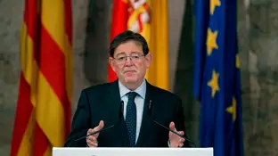 La Generalitat Valenciana compra chalecos por 10.300 euros para los empleados que no pueden teletrabajar En total se trata de 500 prendas de plumas y diferentes colores para que los empleados no pasen frío por trabajar con las ventanas abiertas