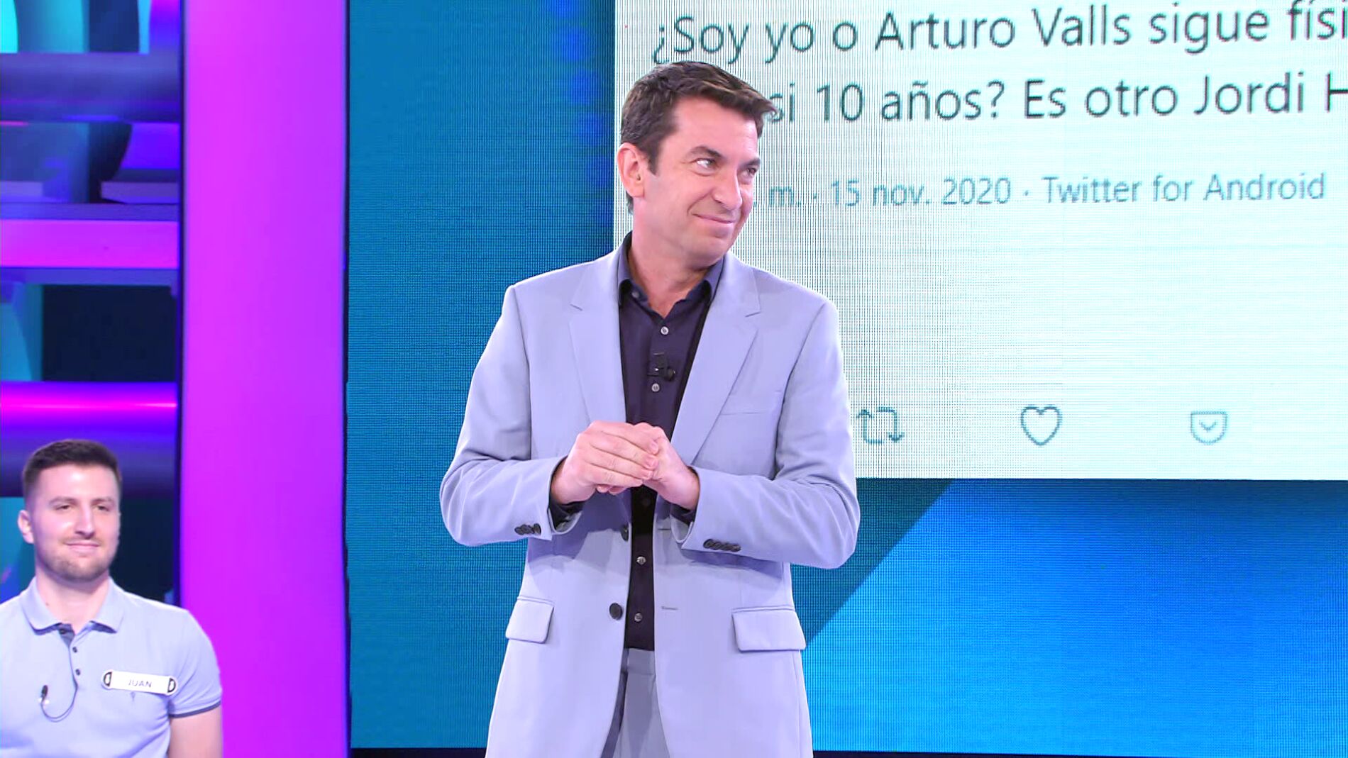 La reacci&oacute;n de Arturo Valls a un tuit que le compara con otro presentador 