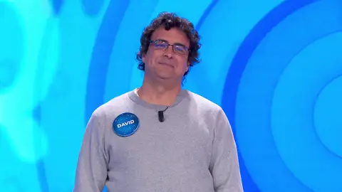 Coleccionista de latas de cerveza: la peculiar afición de David frustrada por el nacimiento de su hijo Coleccionista de latas de cerveza: la peculiar afición de David frustrada por el nacimiento de su hijo