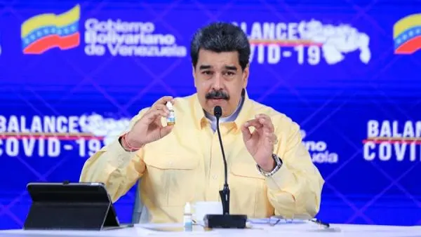 Nicolás Maduro presenta el Carvativir, unas "gotitas milagrosas" que "neutraliza el coronavirus" Nicolás Maduro presenta el Carvativir