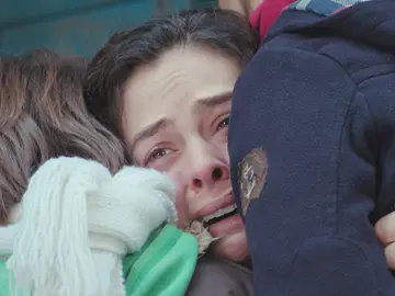 El desgarrador reencuentro de Bahar con Nisan y Doruk tras su extraño secuestro El desgarrador reencuentro de Bahar con Nisan y Doruk tras su extraño secuestro