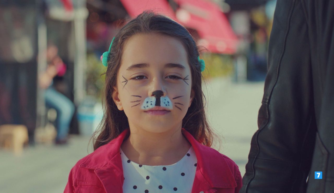 El domingo, se destapa toda la verdad en 'Mi hija': "Pásese por el hospital, necesito decirle algo sobre Öykü" El domingo, se destapa toda la verdad en 'Mi hija': "Pásese por el hospital, necesito decirle algo sobre Öykü"