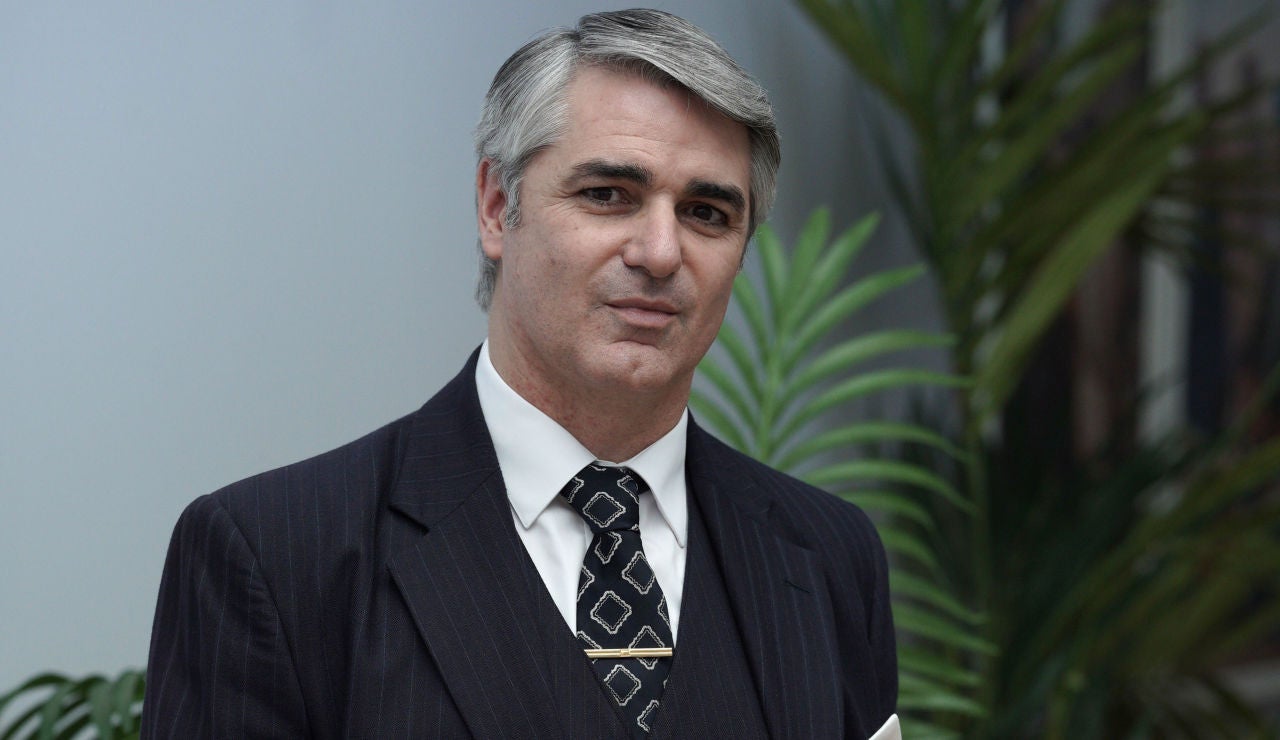 Ernesto Arias es Juan Zúñiga