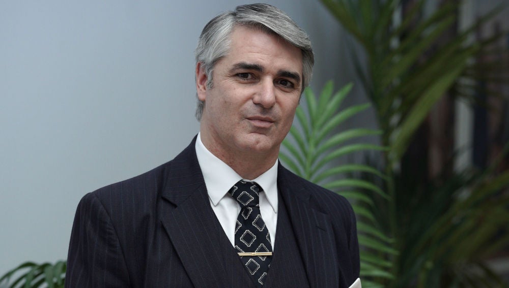 Ernesto Arias es Juan Zúñiga
