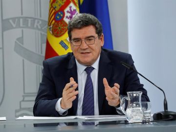 El Consejo de Ministros aprueba la revalorización de las pensiones con una subida del 0´9%