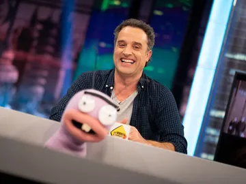 Tomas falsas, bromas pesadas, grandes mentiras y faltas de respeto: así es rodar con Daniel Guzmán y su amigo Joaquín Tomas falsas, bromas pesadas, grandes mentiras y faltas de respeto: así es rodar con Daniel Guzmán y su amigo Joaquín