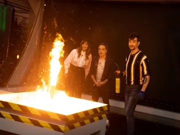 Marron crea un cohete de lo más peculiar en 'El Hormiguero 3.0': "¿No explotará?" Marron crea un cohete de lo más peculiar en 'El Hormiguero 3.0': "¿No explotará?"