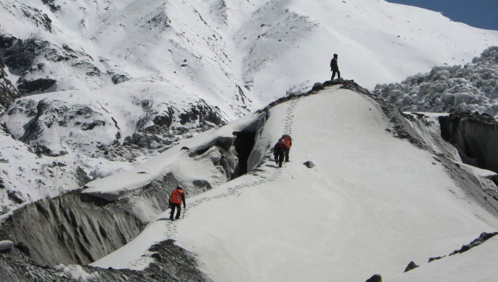 Sin rastros de los tres alpinistas desaparecidos en el K2 hace 3 días: "No tengo esperanzas de que estén vivos"