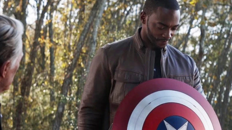 Chris Evans y Anthony Mackie en 'Vengadores: Endgame'