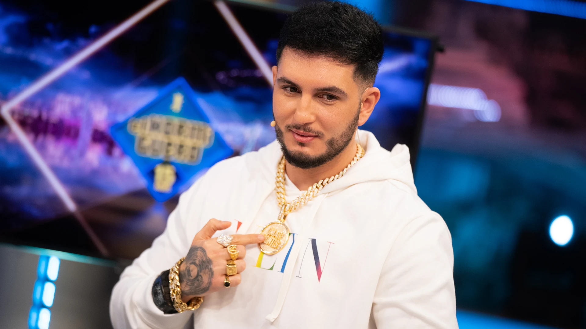 Omar Montes, sobre su drástico cambio de vida: "Ahora me he convertido en una mezcla de Julio Iglesias y Aquaman"