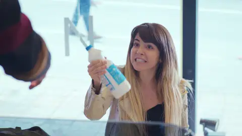 Ceyda toca fondo: destroza la tienda donde trabajaba Yeliz Ceyda toca fondo: destroza la tienda donde trabajaba Yeliz