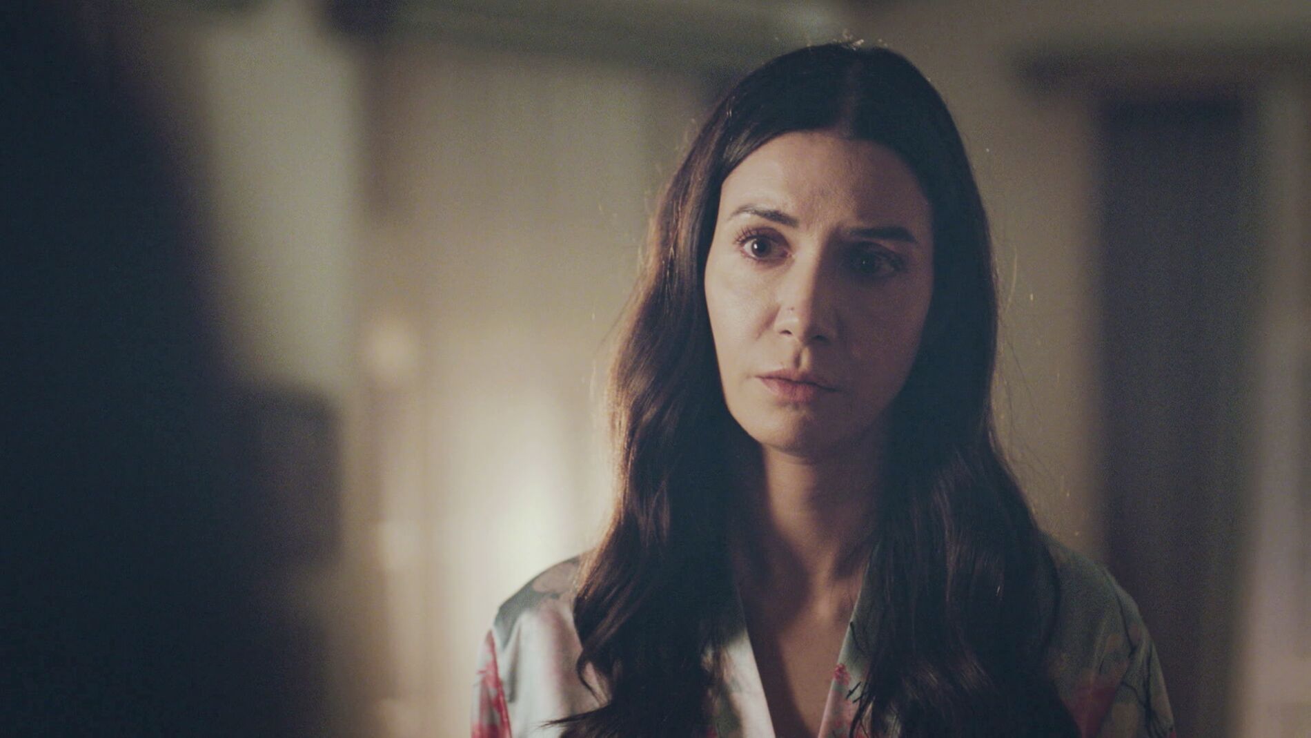 Piril le pide un favor a Bahar: que le guarde sus secretos ante Sarp 