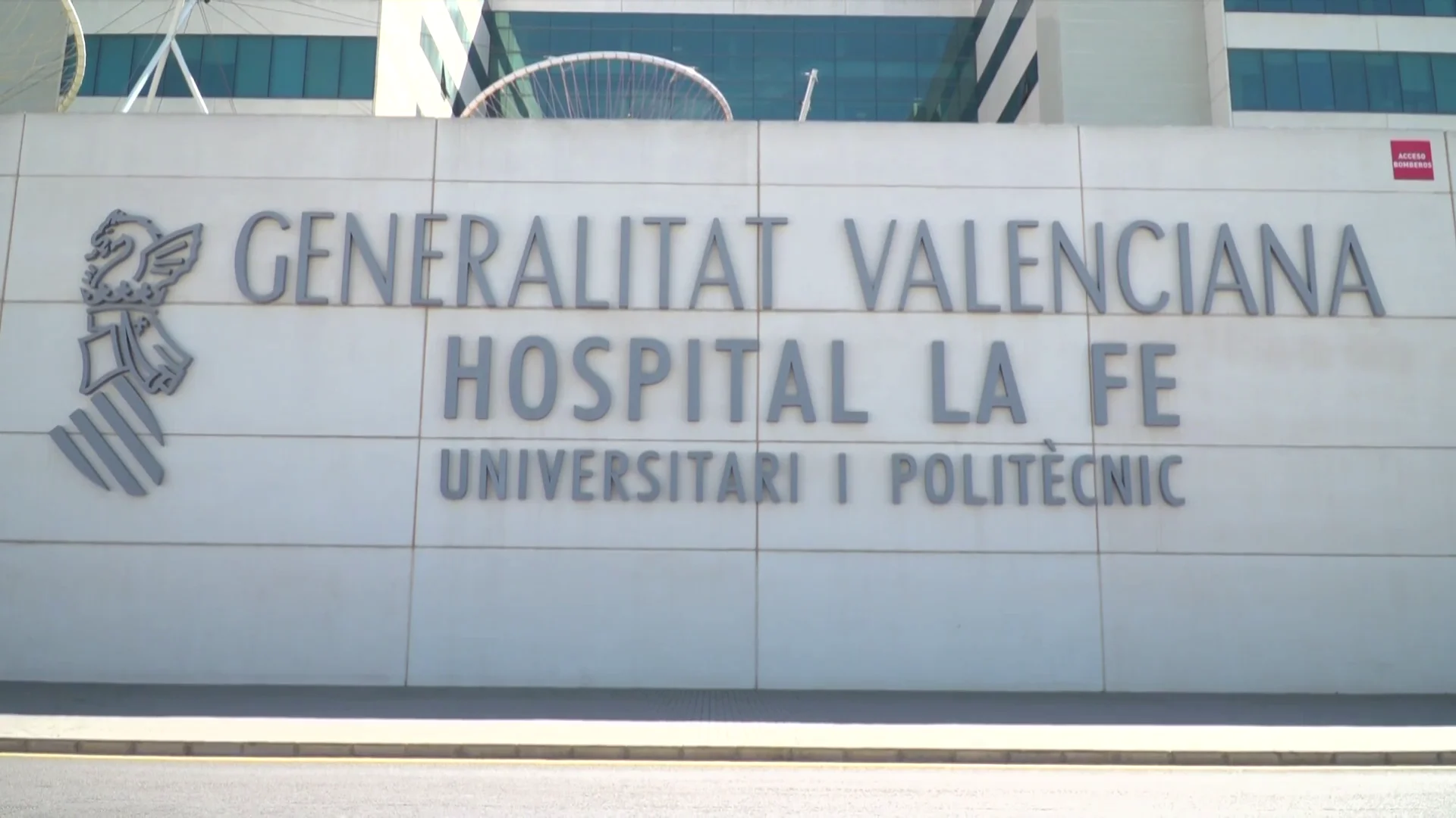 Un ni&ntilde;o de 10 a&ntilde;os cae desde un quinto piso y sobrevive en Valencia