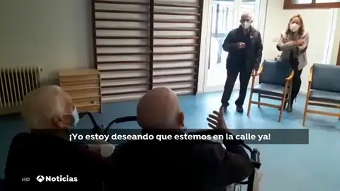 Varias residencias de Extremadura que han completado la vacunación retoman las visitas de familiares Varias residencias de Extremadura que han completado la vacunación retoman las visitas de familiares