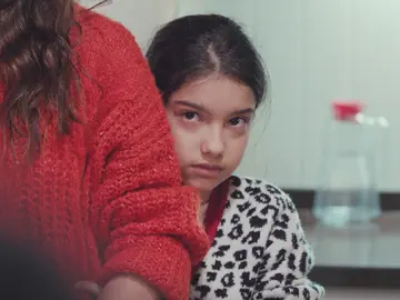 La incómoda pregunta de Nisan a Bahar sabiendo que va a provocar los celos de Sarp La incómoda pregunta de Nisan a Bahar sabiendo que va a provocar los celos de Sarp