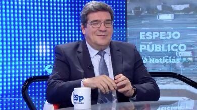José Luis Escrivá reconoce que hay que reforzar la logística para la vacunación: 