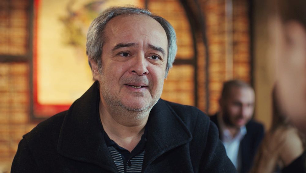 La arriesgada decisión de Enver que podría desatar una guerra en su casa