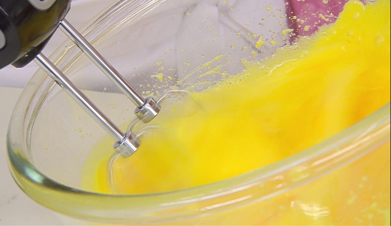 Karlos Arguiñano: el bizcocho más sencillo en 2 minutos