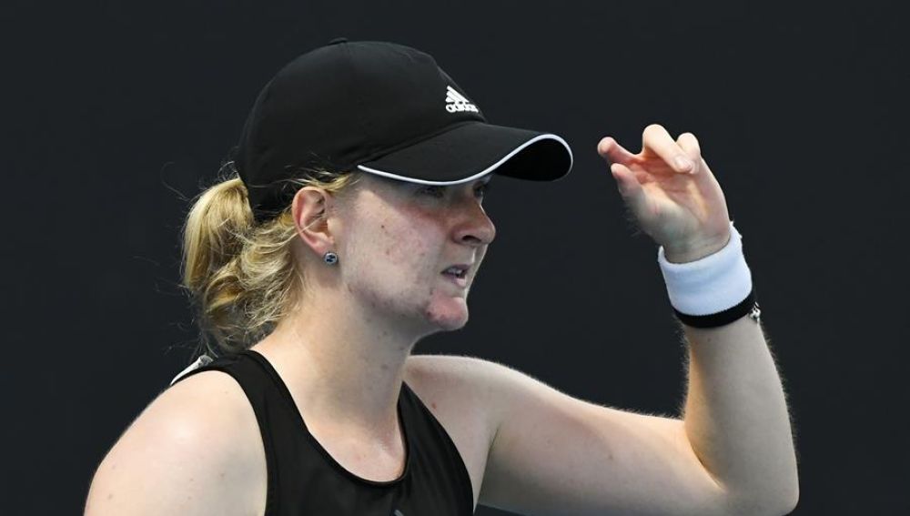 Francesca Jones, la tenista con 4 dedos en cada mano, debuta en Australia: "Me dijeron que no podría jugar"
