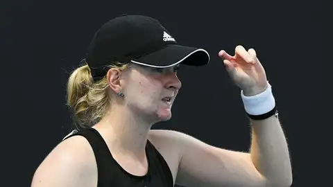 Francesca Jones, la tenista con 4 dedos en cada mano, debuta en Australia: "Me dijeron que no podría jugar" Francesca Jones, la tenista con 4 dedos en cada mano, debuta en Australia: "Me dijeron que no podría jugar"