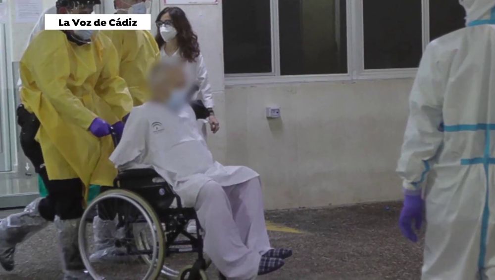 El paciente de coronavirus que provocó el incendio del hospital de Cádiz