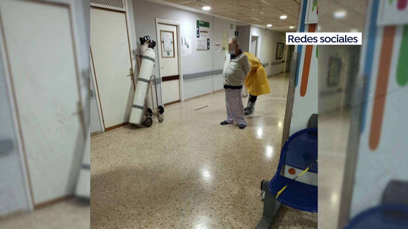 Un hombre con coronavirus y una grave enfermedad hepática provoca un incendio en el hospital de Cádiz