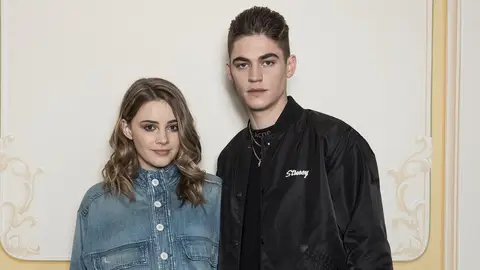 Josephine Langford y Hero Fiennes-Tiffin Protagonistas de 'After'