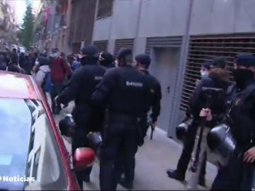 Los CDR intentan evitar una manifestación de guardias civiles y policías nacionales en Barcelona